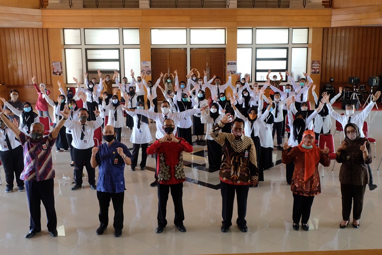 Pelepasan Peserta Latsar CPNS Angkatan IV Tahun 2020 Kemendikbud