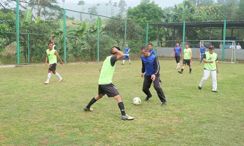 Kegiatan Olah Raga Jumat Pagi bersama Kepala Puslatbang PKASN LAN