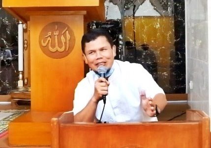 Amaliyah Ramadhan bersama DR. H. Baban Sobandi, SE., M.Si.