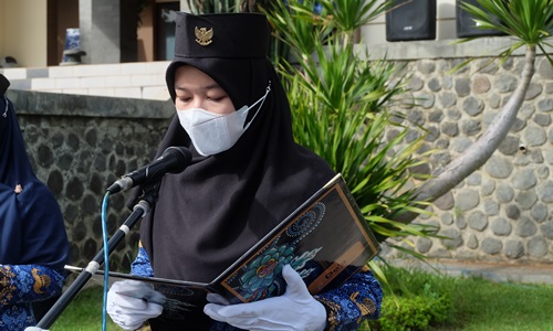 Upacara Bendera Memperingati Hari Ibu ke 94 Tahun