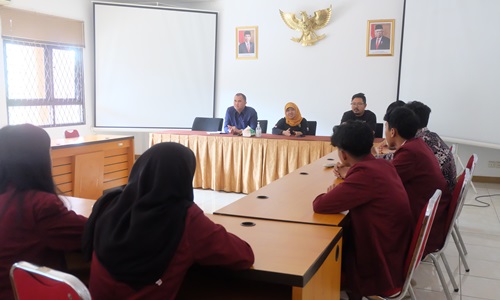 Arahan Magang Siwa/Siswa SMA oleh Kepala Bagian Umum