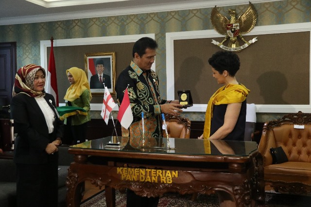 Belajar dari Georgia, Dongkrak Kemudahan Berusaha dengan Mal Pelayanan Publik