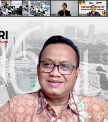Upacara Pelepasan Peserta Latsar CPNS Angkatan XIII Tahun 2021 secara resmi oleh Kepala Puslatbang PKASN