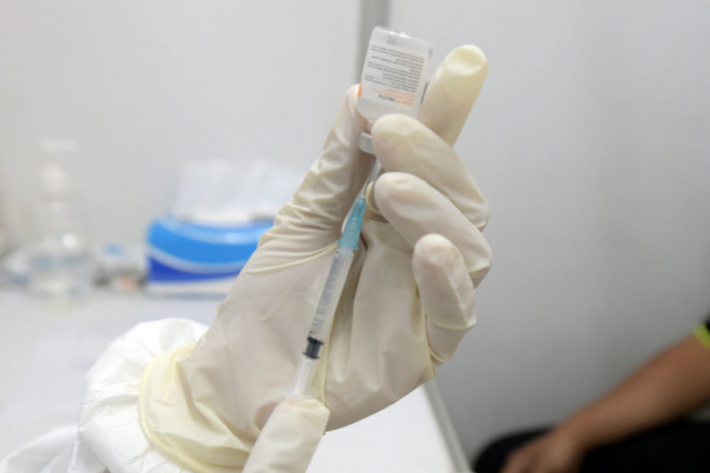 Kasus Omicron Meningkat, Pemerintah Terus Akselerasi Vaksinasi Primer dan Booster
