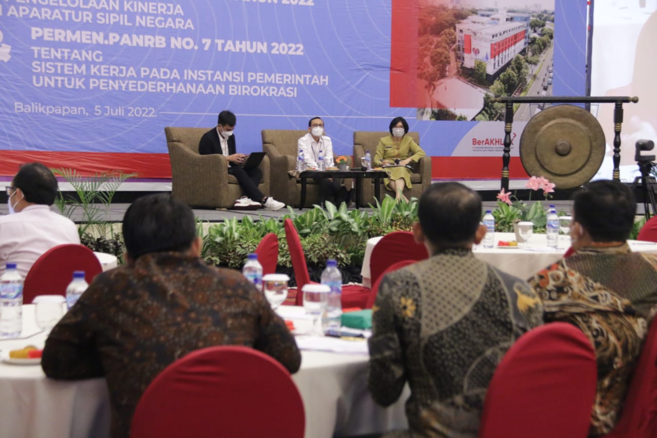 Urgensi Adaptasi Sistem Kerja ASN Pasca-Penyederhanaan Birokrasi