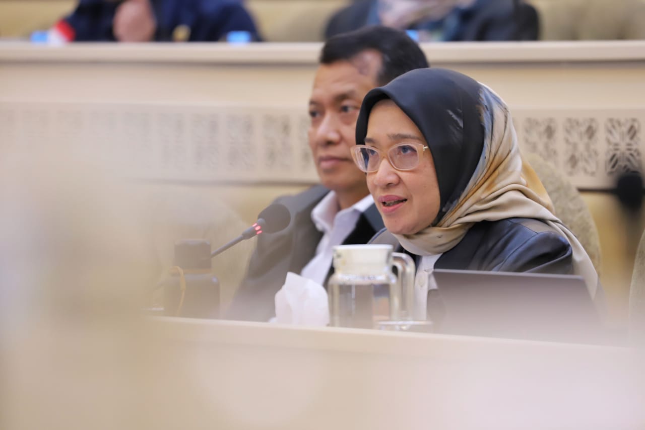 Raker dengan DPR RI, Kementerian PANRB Paparkan Progres Pemindahan ASN ke IKN