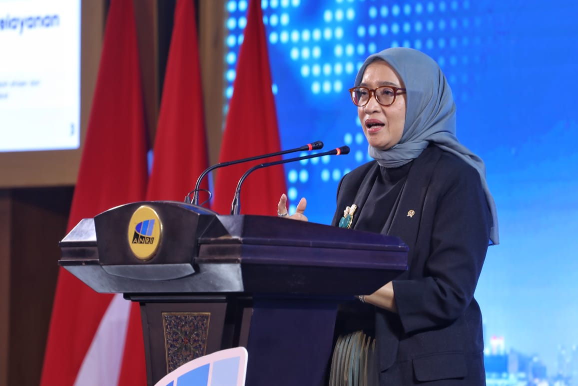 Menteri Rini Sampaikan Rekomendasi Strategis Wujudkan Ekosistem Kearsipan Digital